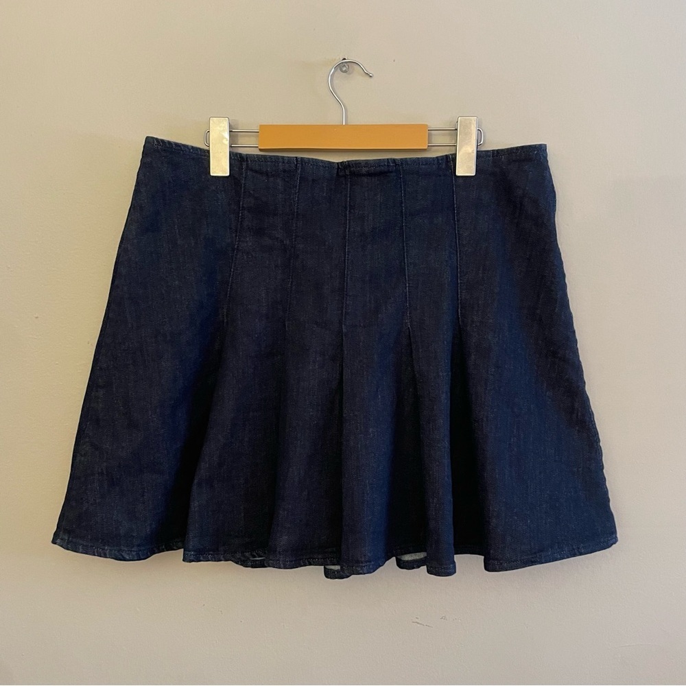 Joe Fresh Denim Pleated Mini Skirt with Buckle Detail – Size 14 NWOT - Picture 11 of 16